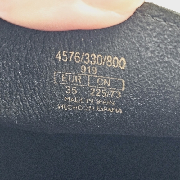 Zara Black Leather Clogs in 100% Cowhide Leather, size 5 - Picture 13 of 13